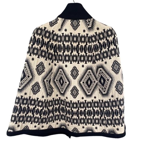 Urban Outfitters Kimchi Blue Poncho Cape Jacket Black Cream Pockets Size Small - Picture 6 of 10